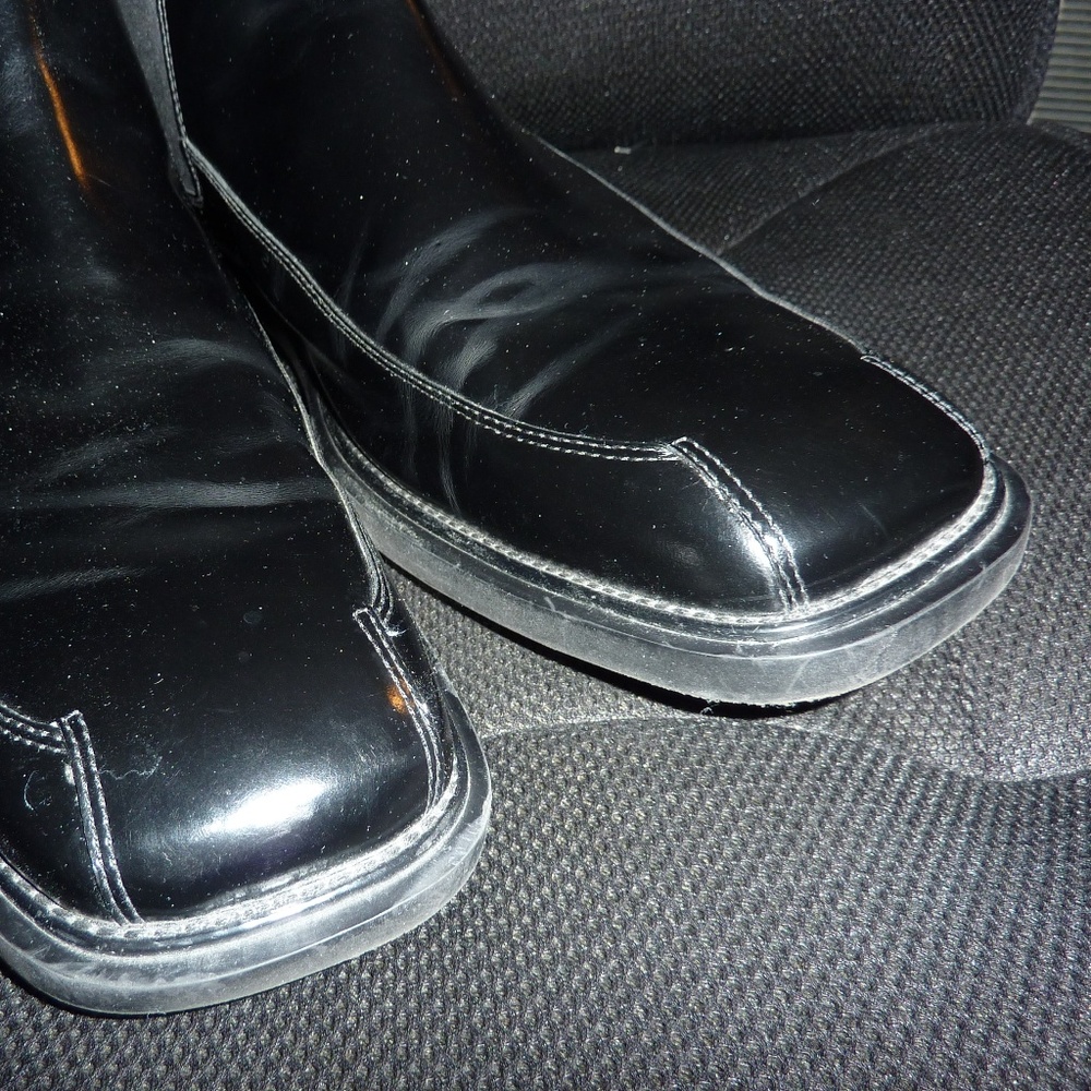 KENNETH COLE - SHIFTING GEAR SQUARE TOE - SIZE 14M